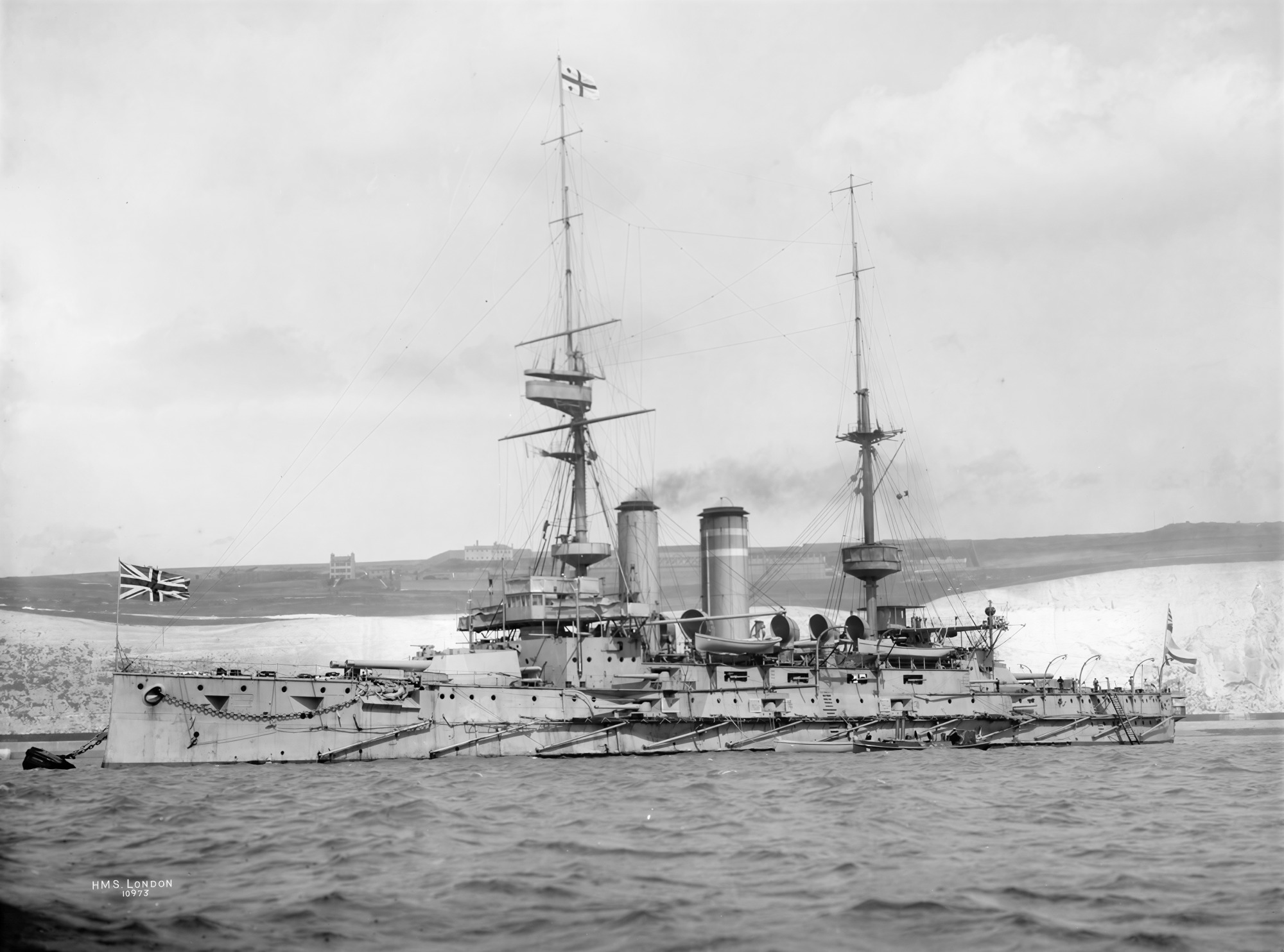 Pancernik HMS London Pancernik HMS London